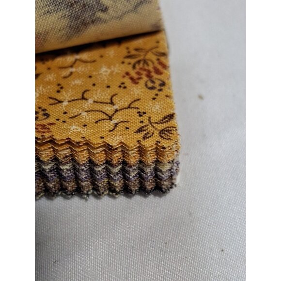 Wild Orchid Charm Pack by Blackbird Designs for Moda Fabrics, 5" x 5", - Picture 14 of 16